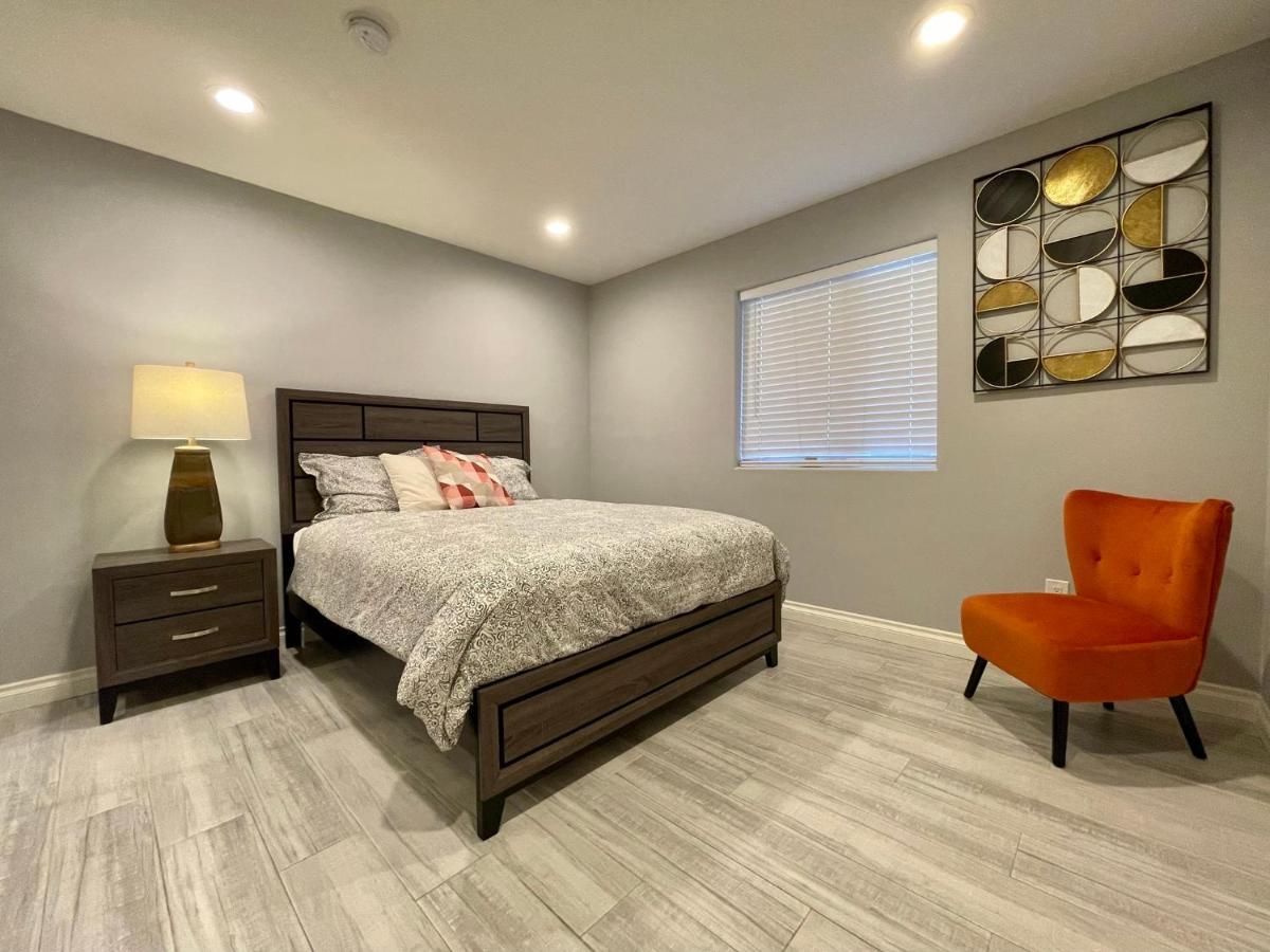 Stylish Hollywood Townhouse - Ideal Location 로스앤젤레스 외부 사진